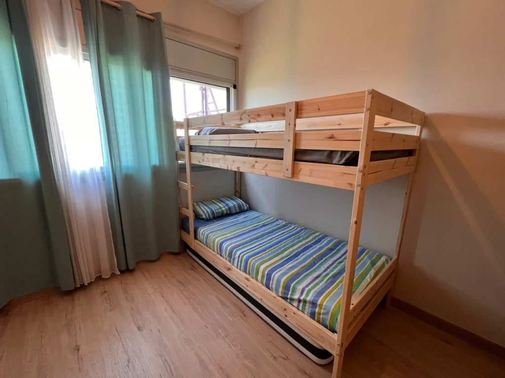 Accommodation for TTR Students in Barcelona 4 Room in Barcelona